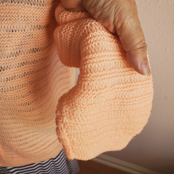 knit peach bow shrug sweater - Picture 3 of 12